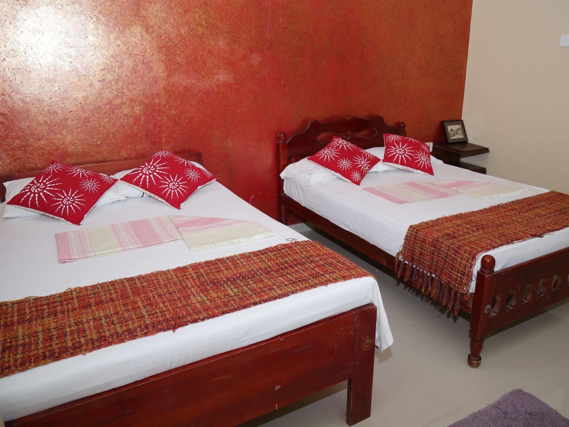 Dyke Rest Otel Trincomalee Dış mekan fotoğraf