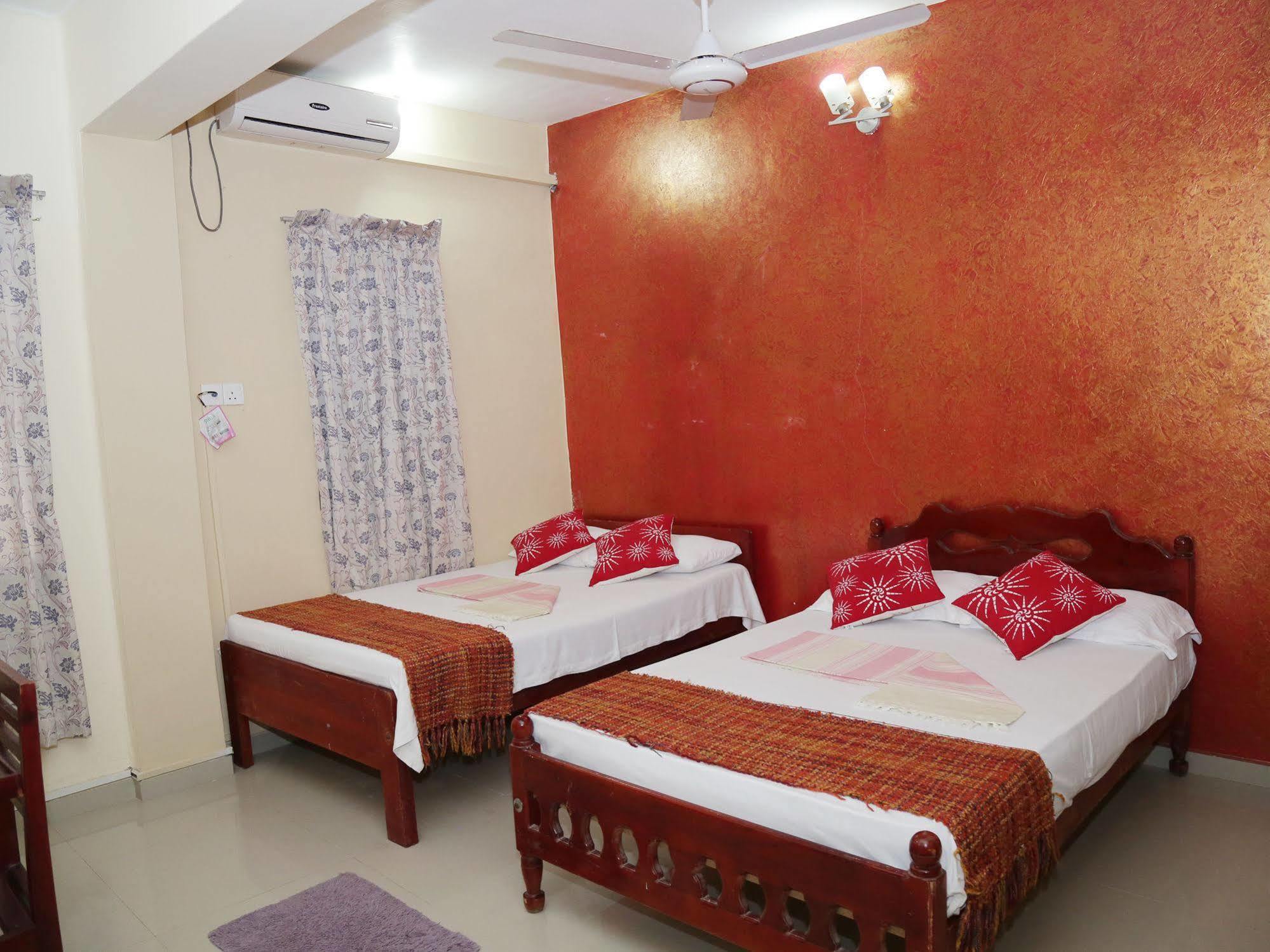 Dyke Rest Otel Trincomalee Dış mekan fotoğraf